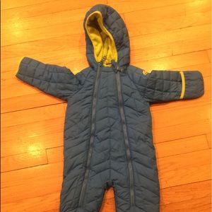 Used boys Snozu boys snowsuit size 18M